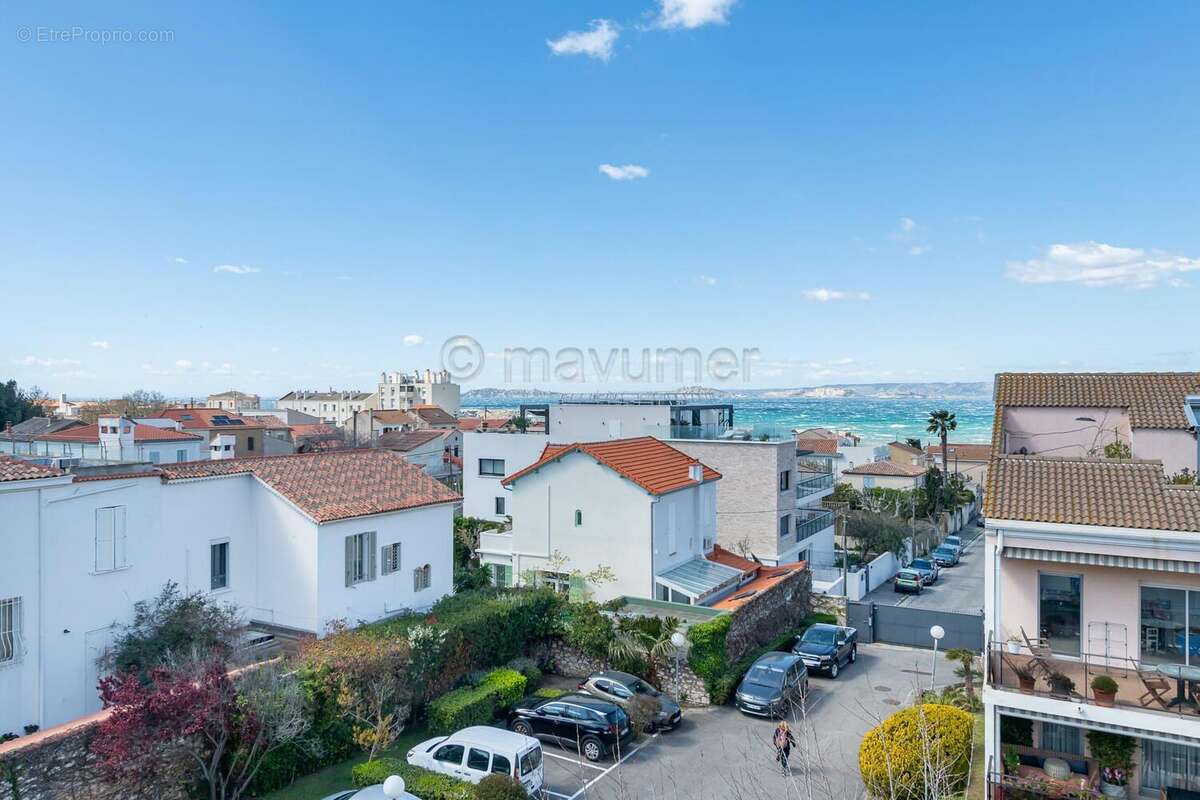 Duplex en dernier étage avec terrasse vue mer et parking Pointe Rouge 13008 Marseille n°2 - Appartement à MARSEILLE-8E