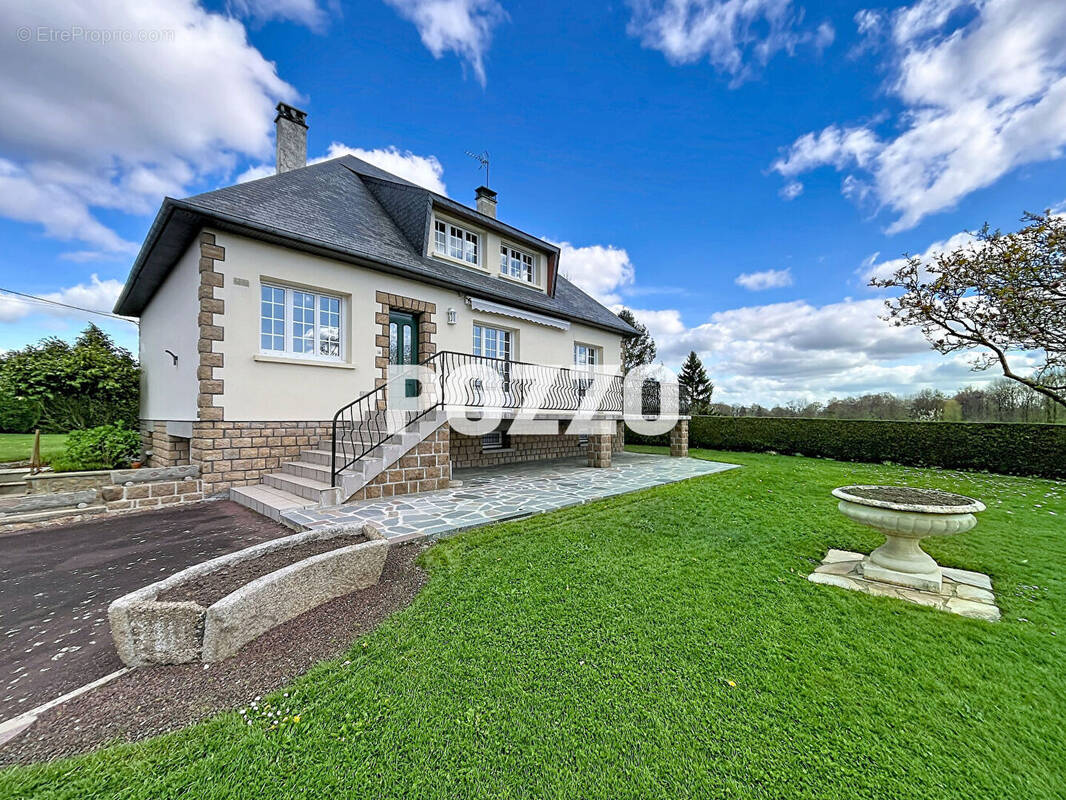 Maison à MORTAIN