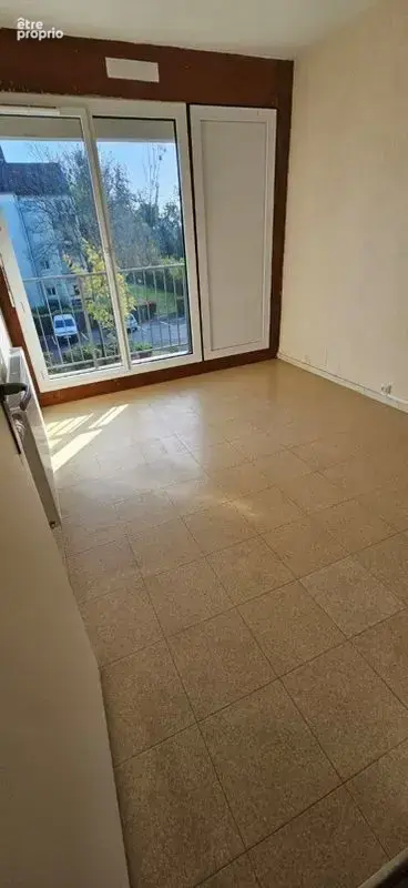 Bourgueil - Appartement T4 - photo 4