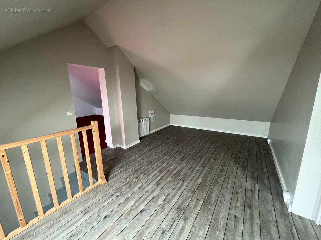A vendre - Belle maison familiale à fort potentiel de 8 pièces 6 chambres à Maffliers - photo 15