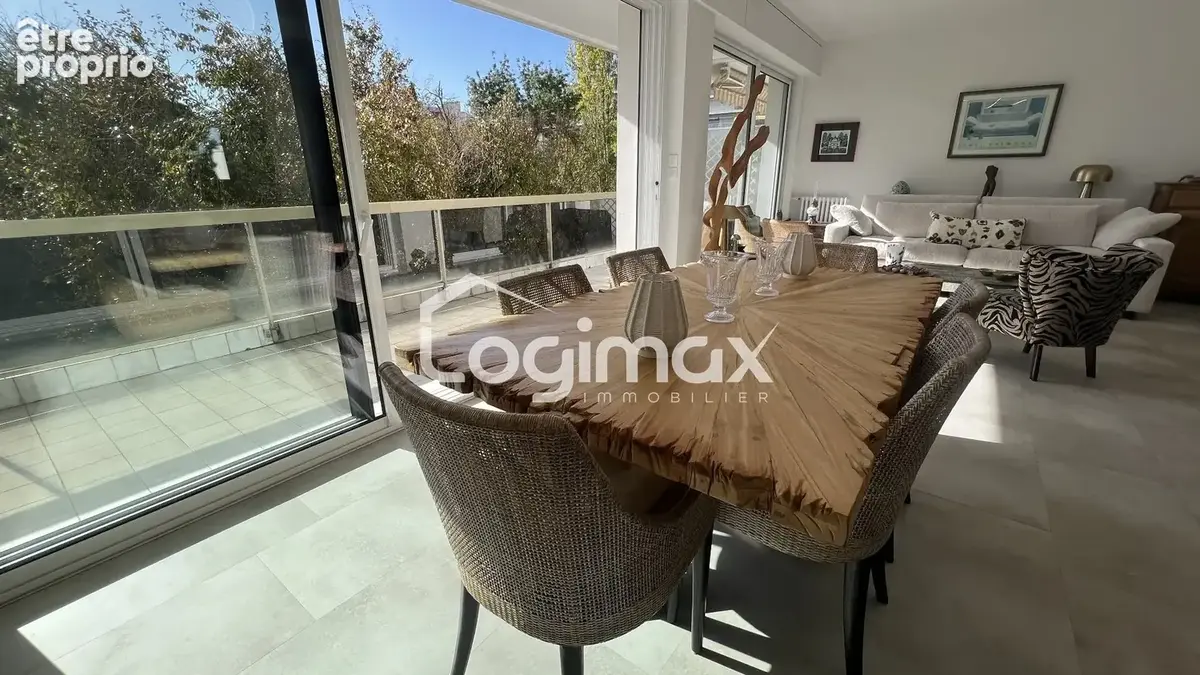 Appartement 3 pièces 81 m² à vendre à La Rochelle (17000) - photo 10