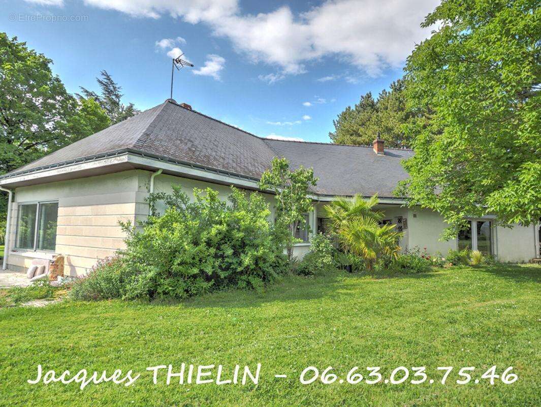 Maison à LONGUE-JUMELLES