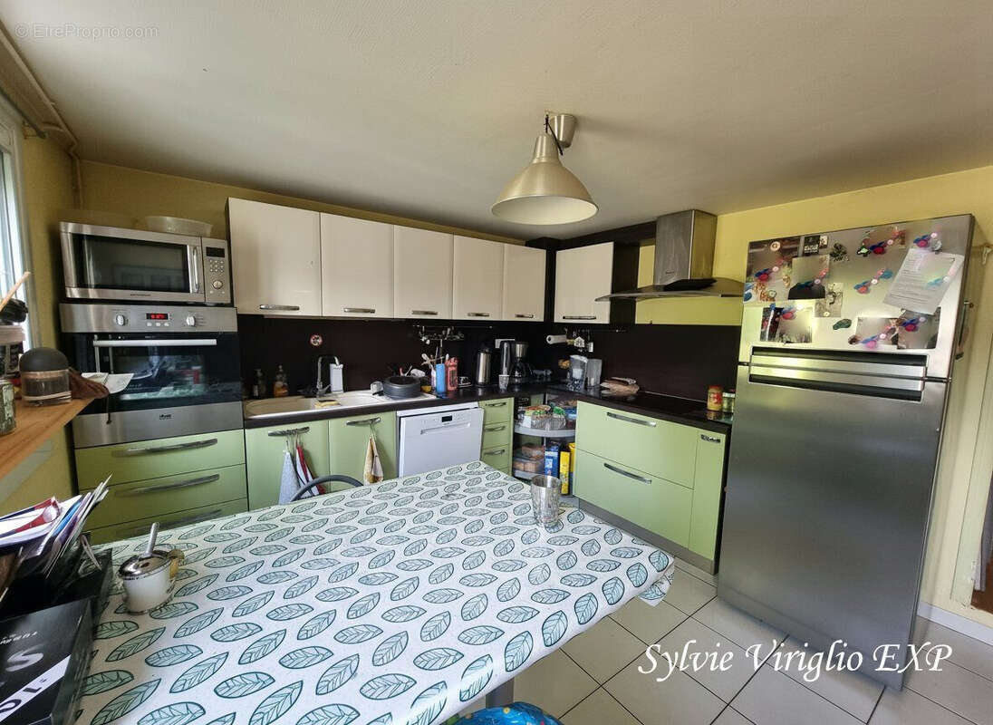 Maison 176 m² à Lamonzie-Saint-Martin  - photo 3