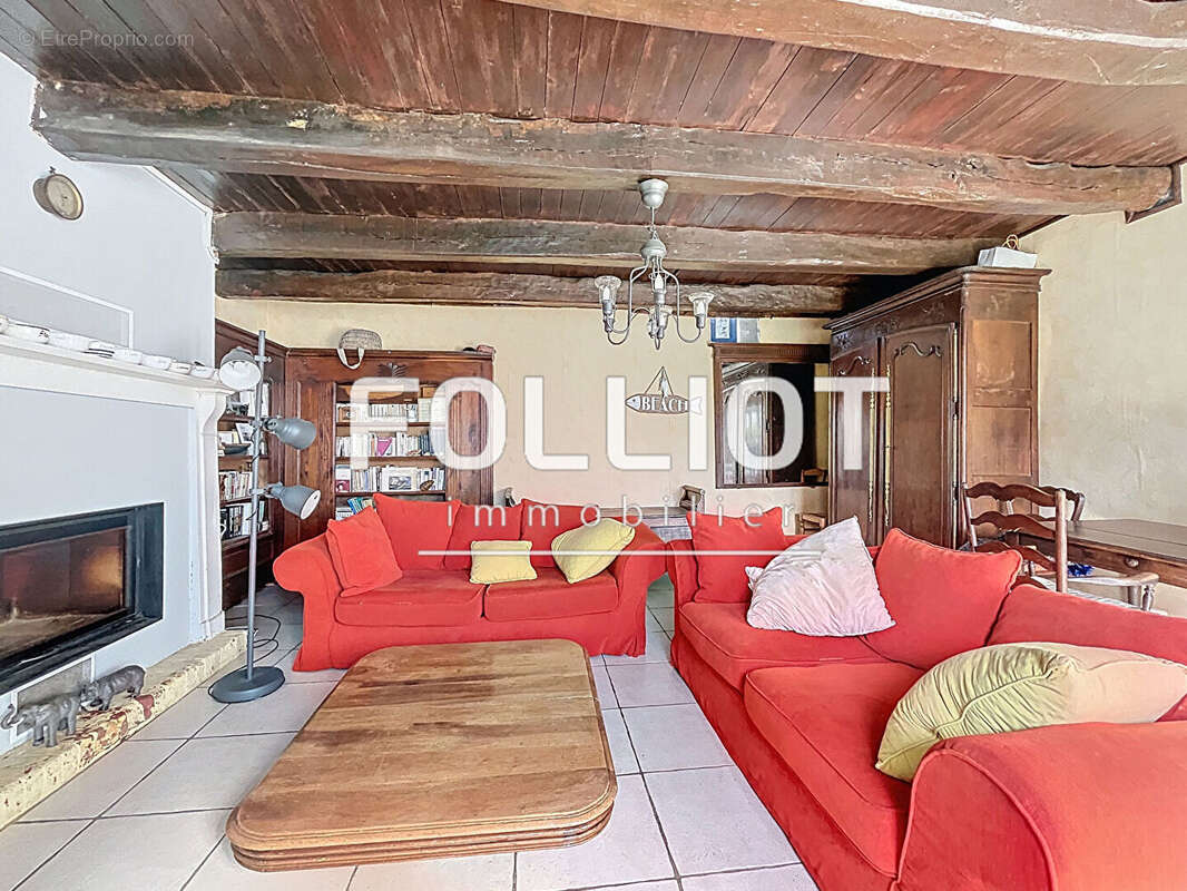 Maison à SAINT-PAIR-SUR-MER