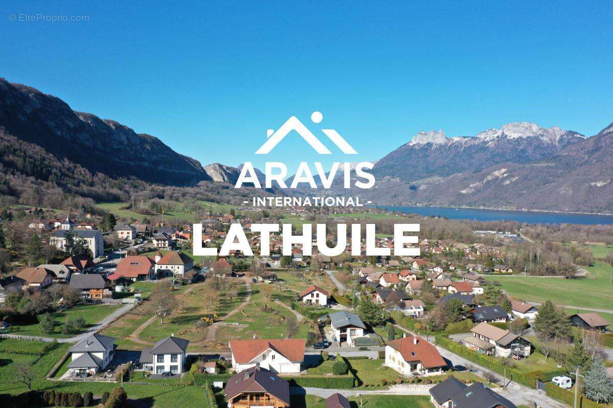Maison à LATHUILE