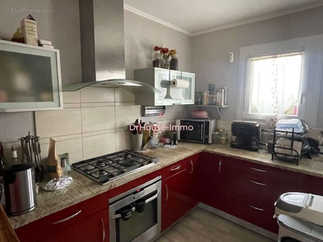 Maison à SAINT-YRIEIX-SUR-CHARENTE