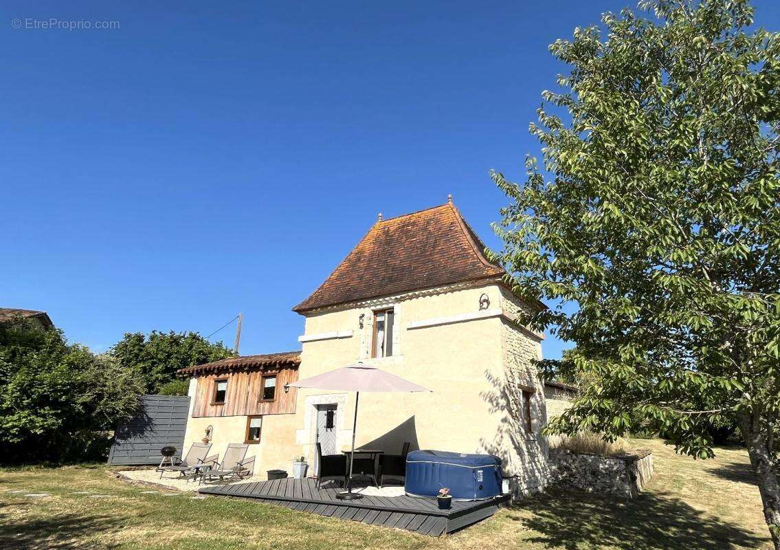 Maison à PALLUAUD