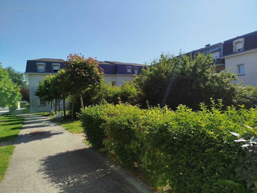 Appartement à LA CHAUSSEE-SAINT-VICTOR
