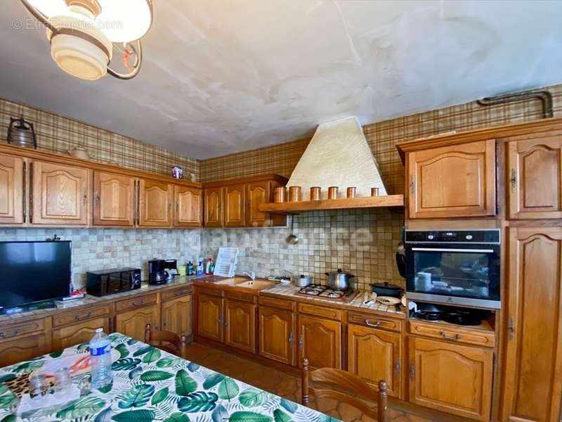 Maison à CHATILLON-EN-BAZOIS