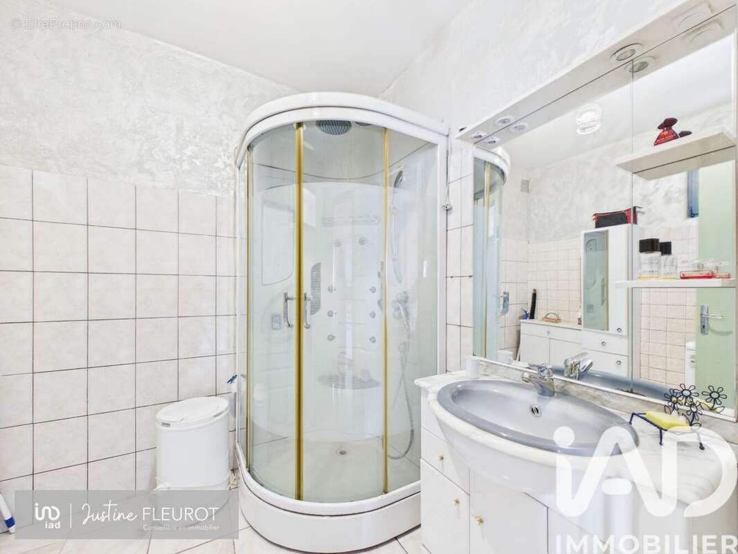 Maison 158 m² à Le Val-D'ajol  - photo 8