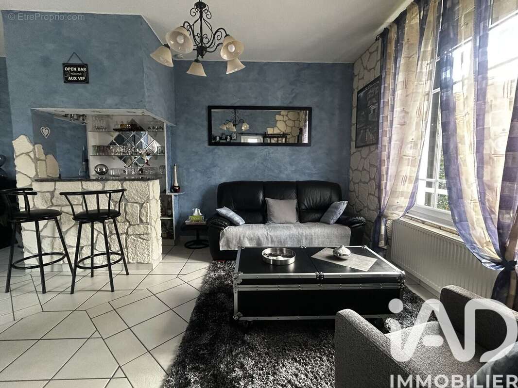 Photo 4 - Maison à MONTLUCON