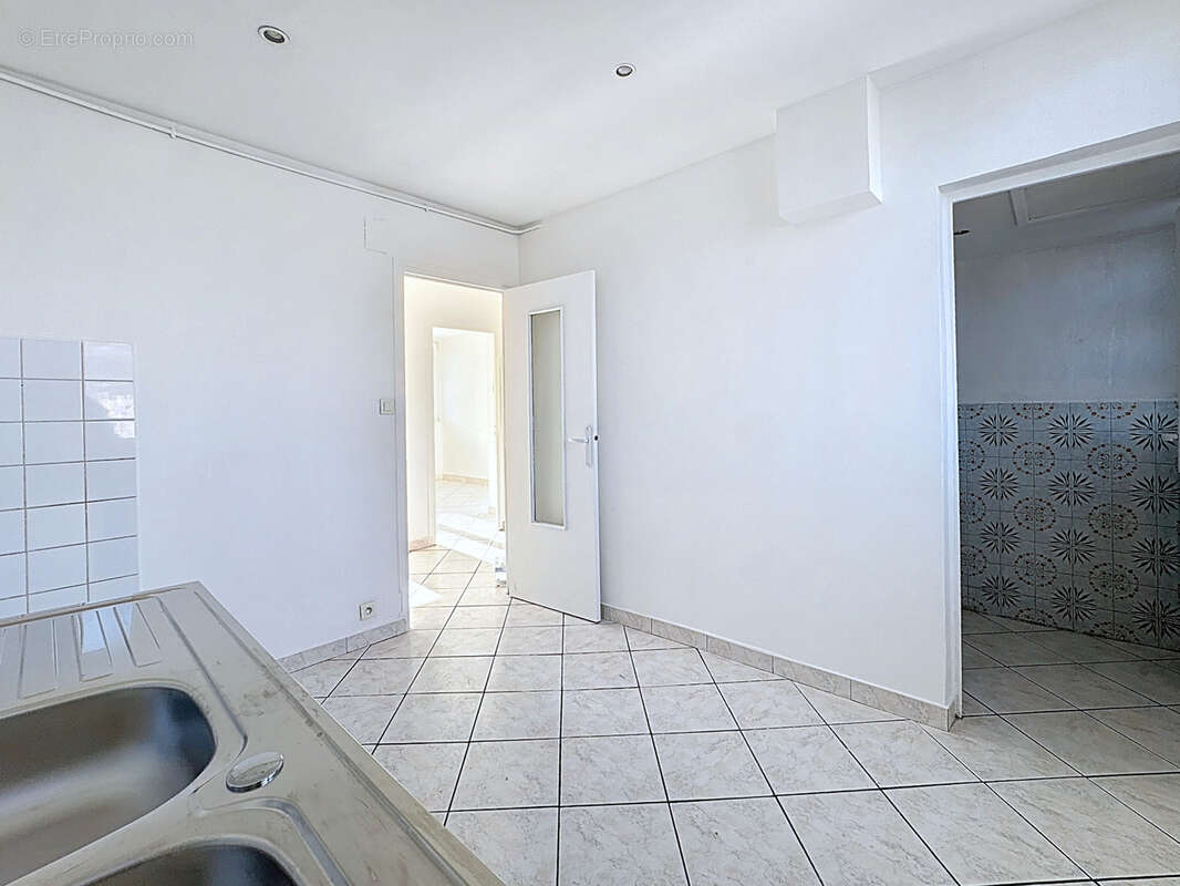 Appartement à SAINT-MARTIN-D'HERES