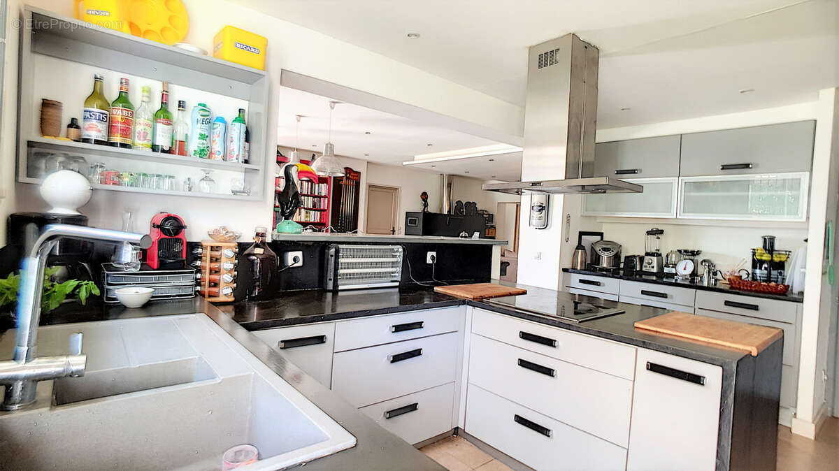 Maison à VILLEFRANCHE-D'ALBIGEOIS