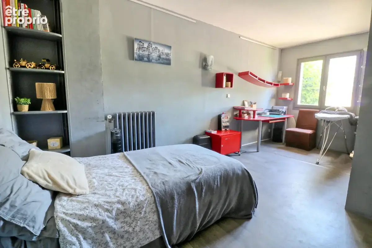 Maison familiale 10 pièces, 5 chambres, jardin et dépendance. - photo 11