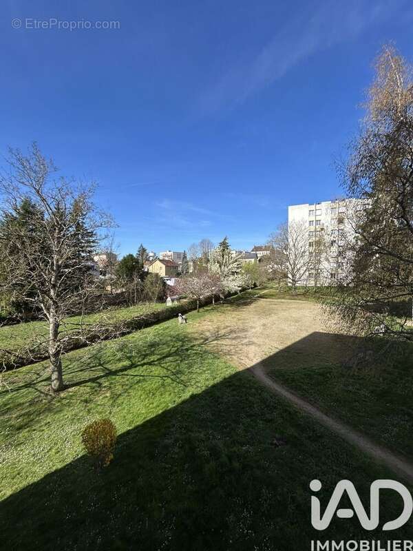 Photo 9 - Appartement à BOURGES