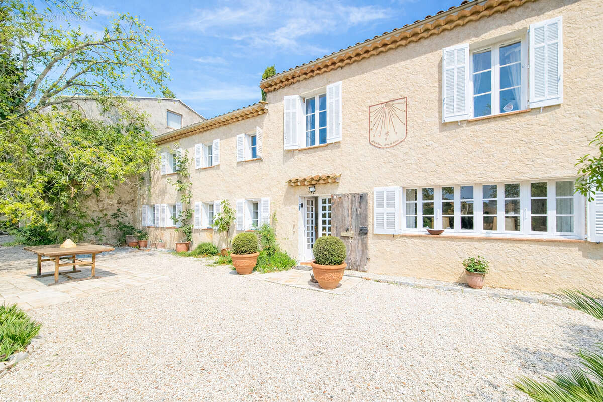 Maison à GRASSE