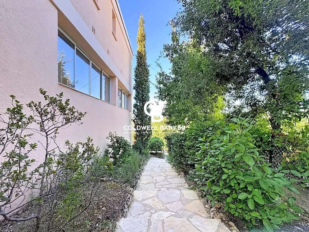 Belvédère Urbain : Un Horizon privé au cœur de Saint-Raphaël - photo 31