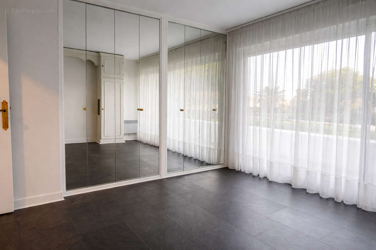 Appartement à BOUGIVAL