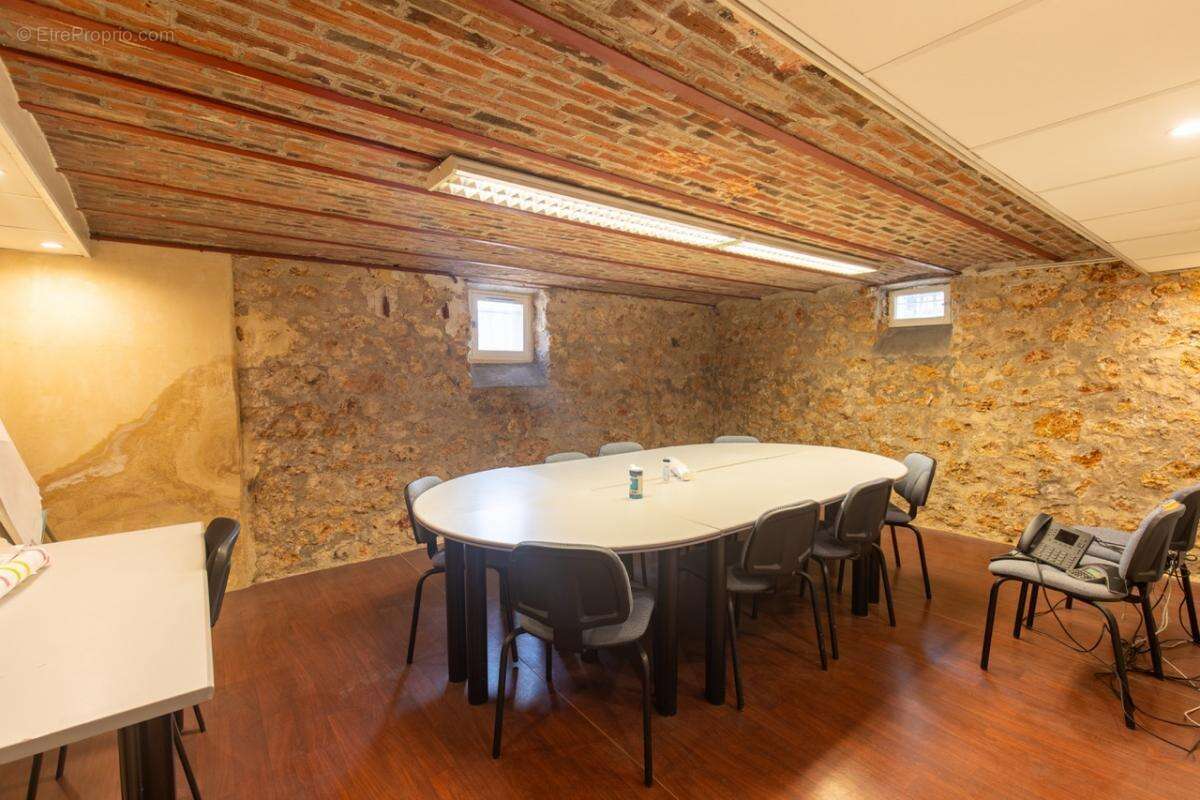 Appartement à LES MUREAUX