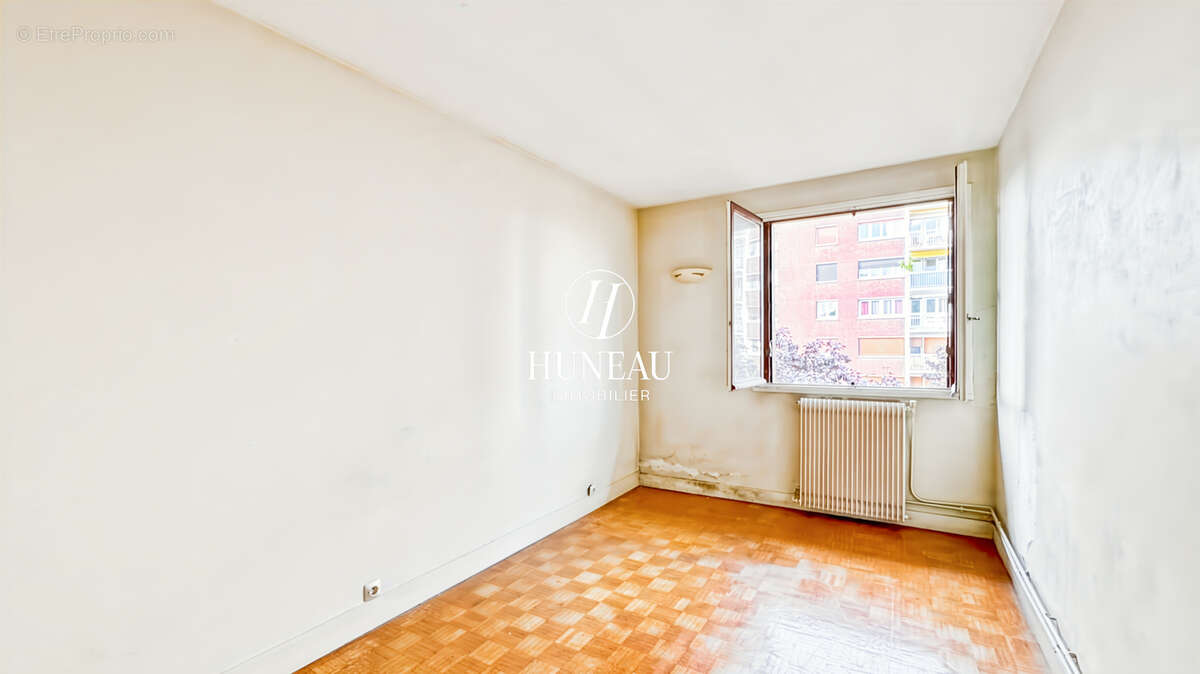 Appartement à PARIS-19E