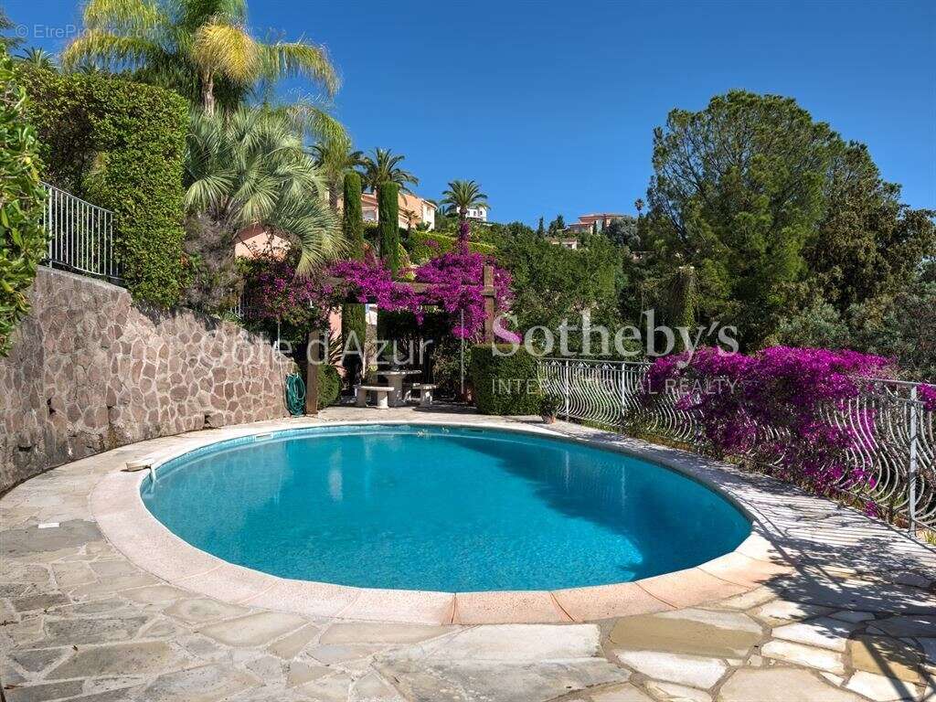 Maison à THEOULE-SUR-MER