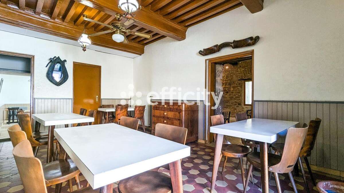 Appartement à LA ROCHE-VINEUSE