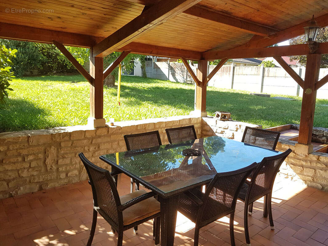 Maison à TRUCY-SUR-YONNE