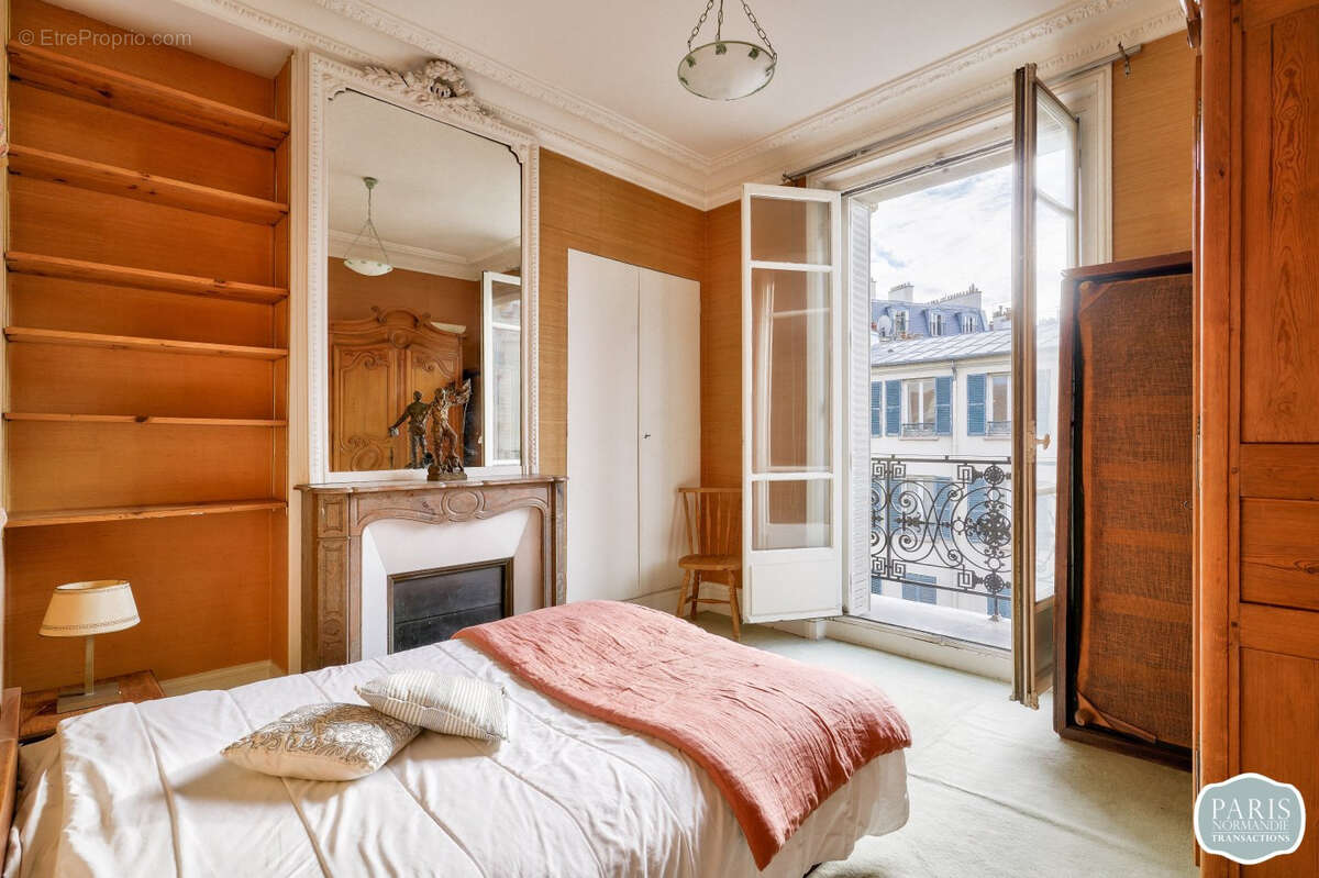 Appartement à BOULOGNE-BILLANCOURT