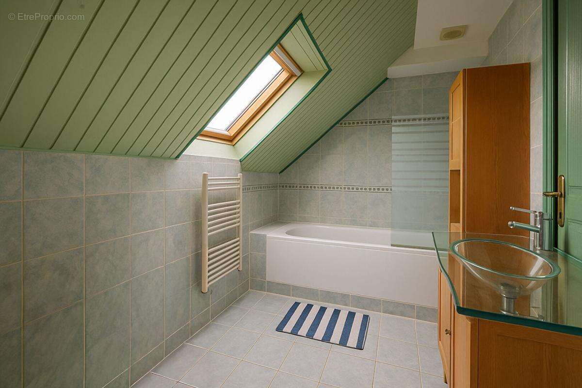 Maison à CHATEAU-DU-LOIR