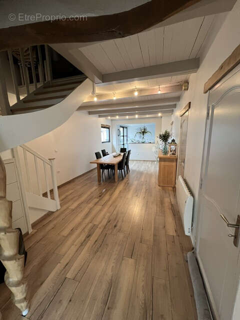 Maison familiale avec jardin et parking privatif - photo 19