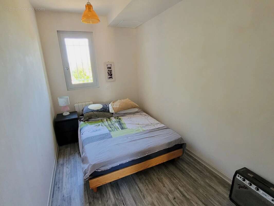 Maison à SAINT-HILAIRE-DE-BRETHMAS