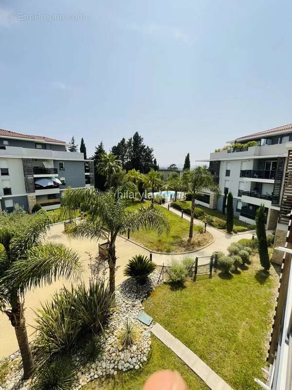 Appartement à MOUGINS