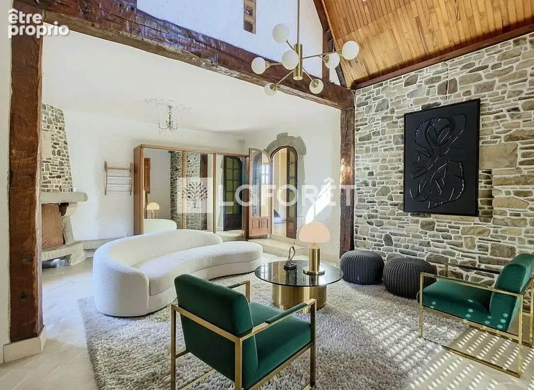 Maison Lassy  - 2 grands séjours - 5 chambres - 200 m2 - photo 3