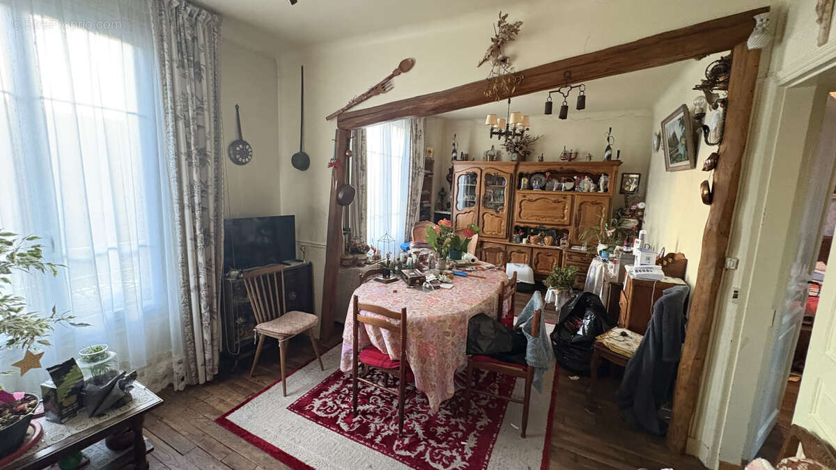 Maison à TREMBLAY-EN-FRANCE