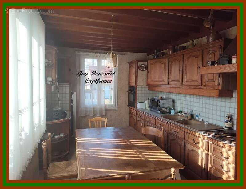 Maison à COURCELLES-LES-SEMUR