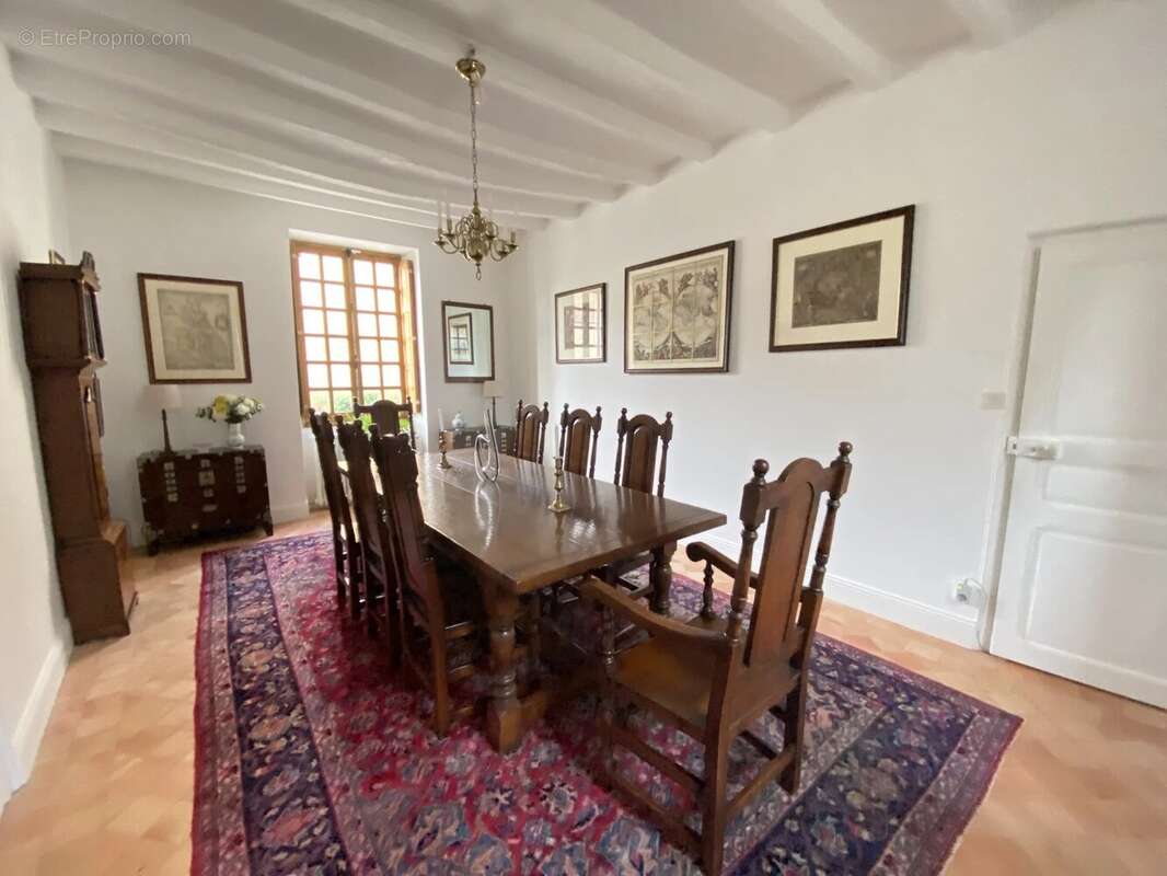 Maison à SABLE-SUR-SARTHE