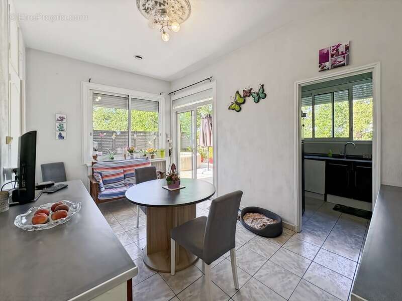 Maison 7 pièces 223m² Valence-sur-Baïse - photo 5