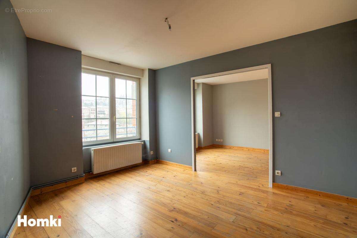 Appartement à LA SEAUVE-SUR-SEMENE