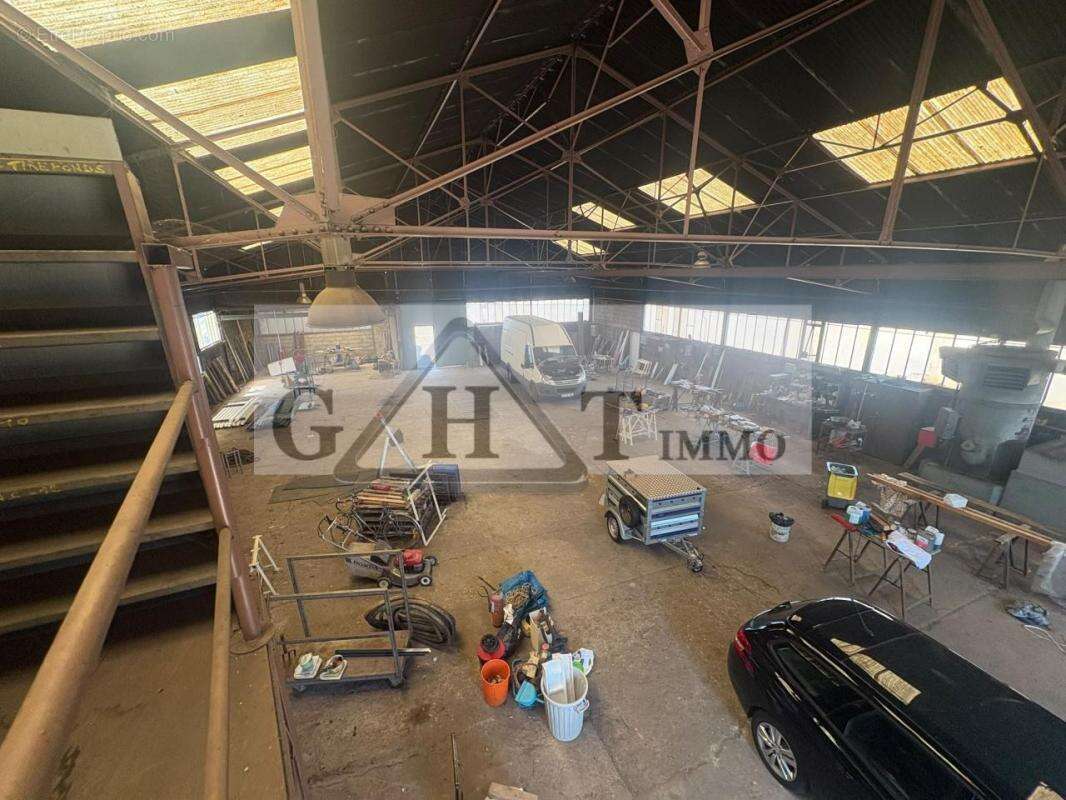 Entrepôt indépendant – 961 m² – dammarie-les-lys (77) - photo 3