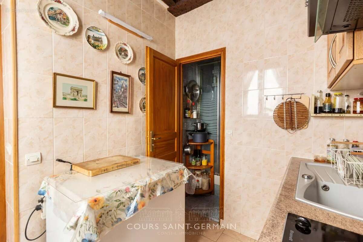 Appartement à PARIS-5E