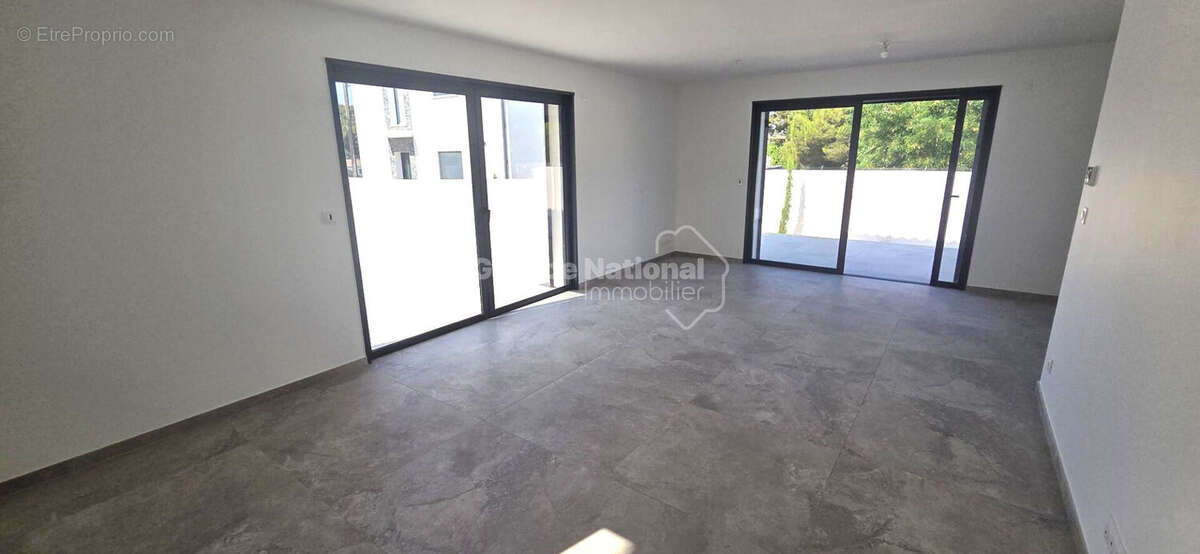 LE ROVE ! VILLA NEUVE de type 4 de 100 m² sur 426 m² de terrain avec terrasse et sous-sol de  50 m² - photo 10
