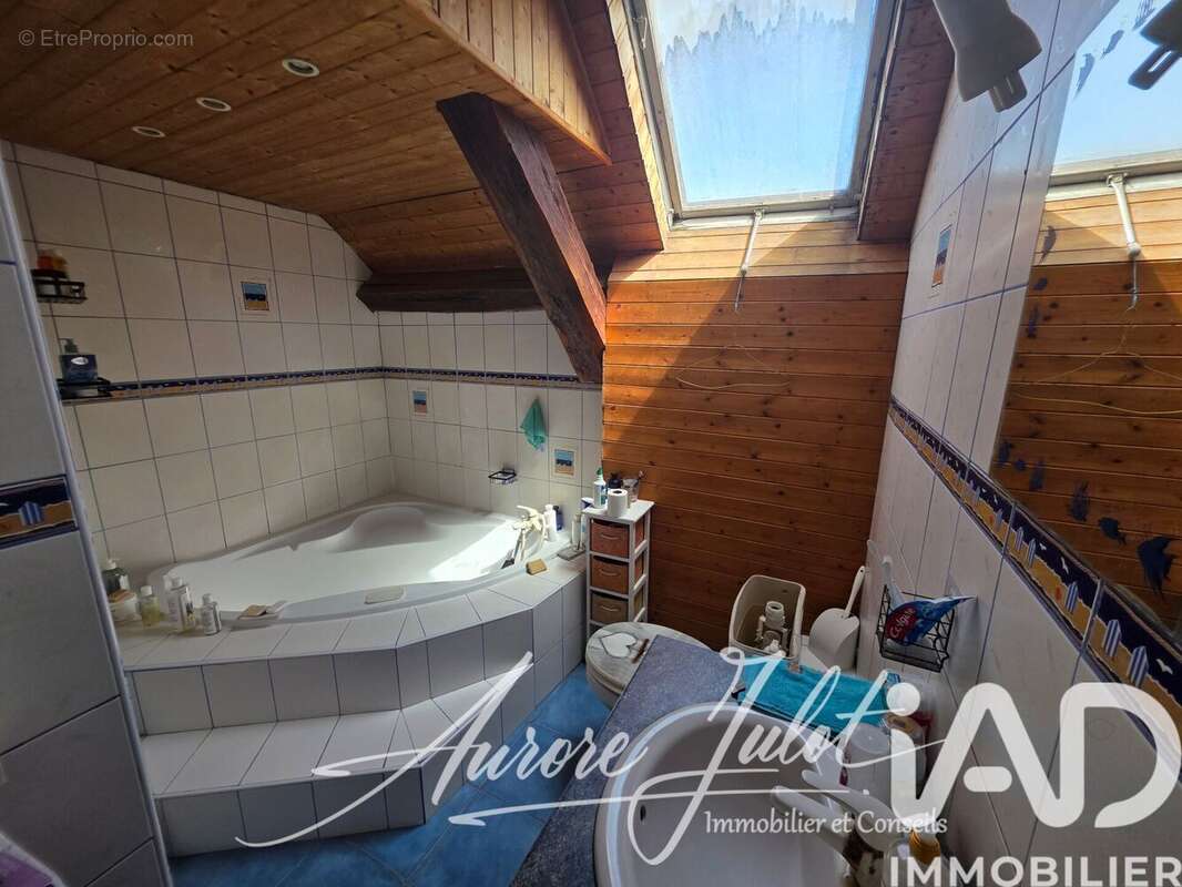 Maison 130 m² à Les Abrets  - photo 9