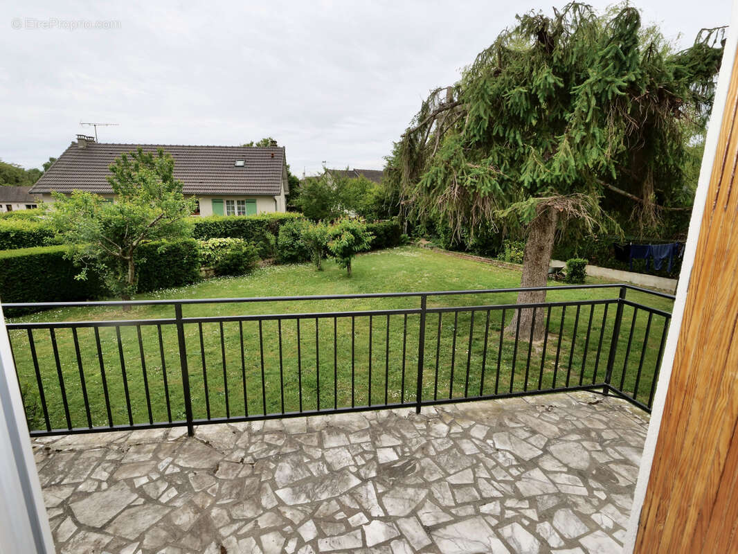 Maison à LE CHATELET-EN-BRIE