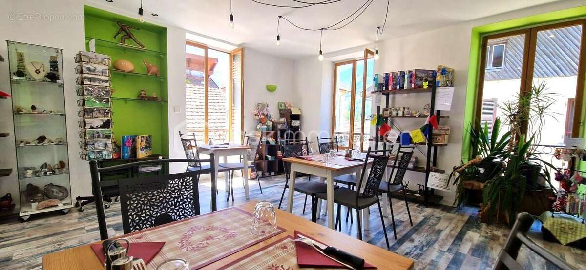 Commerce à ALLEVARD