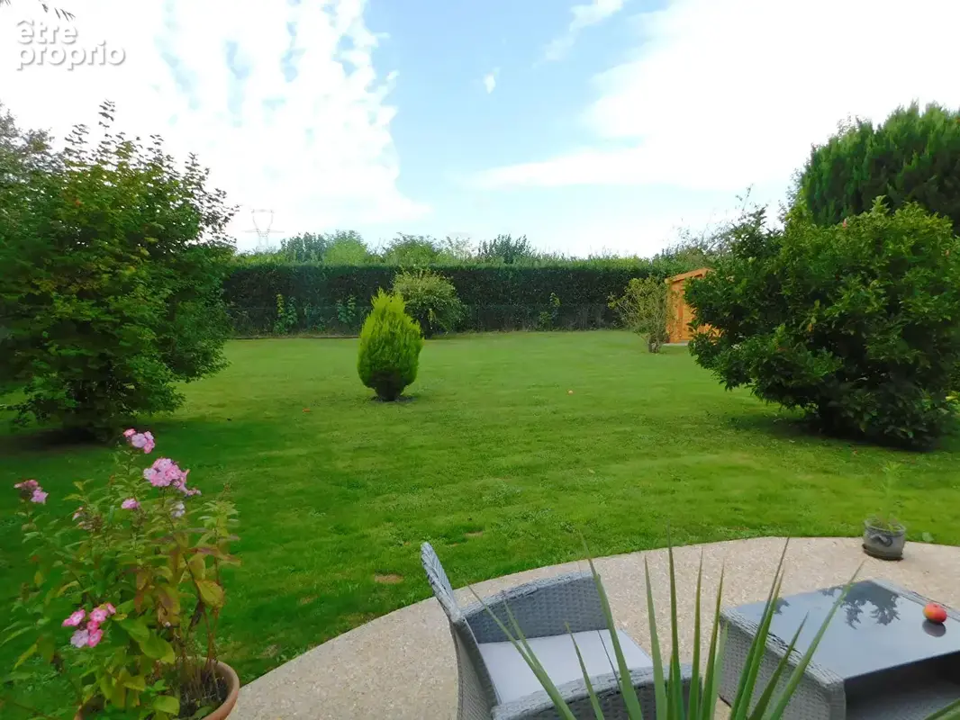 Maison 125m² à la celle-les-bordes - photo 12