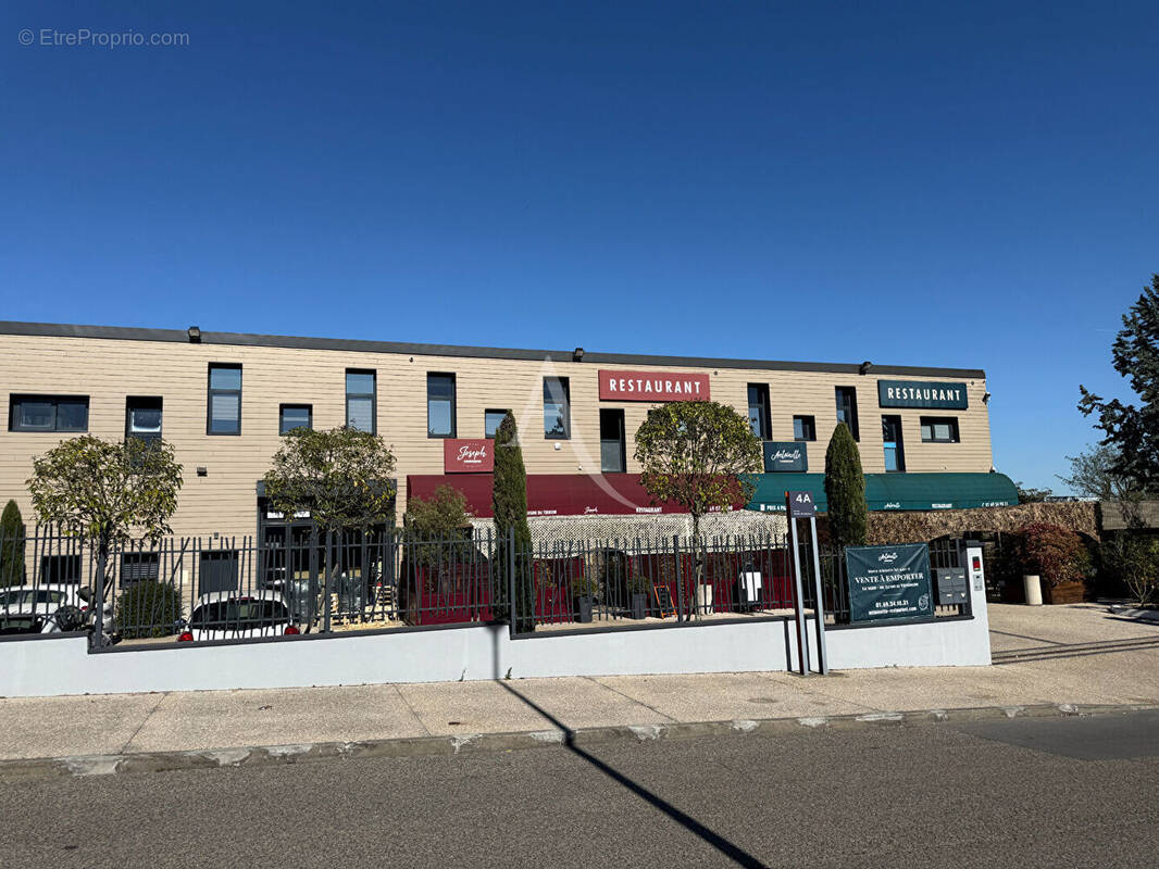 Appartement à VERRIERES-LE-BUISSON