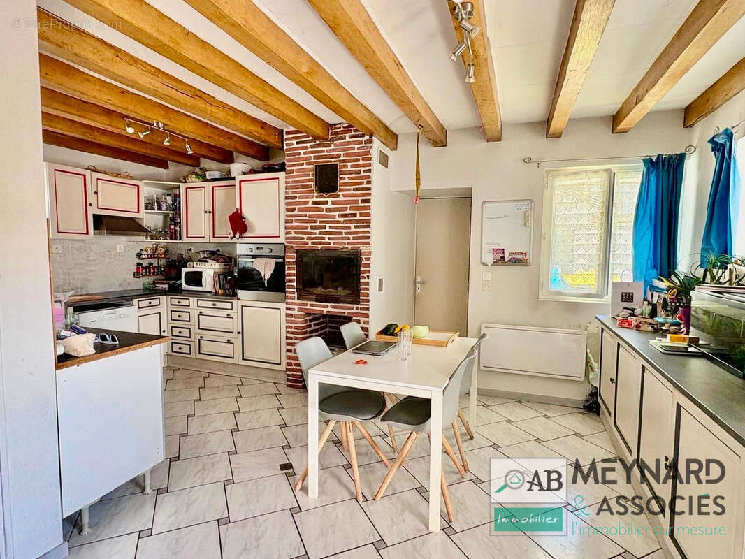 LA CELLE SUR MORIN à vendre maison indépendante 4 P surface habitable  142.31 au sol  sur un terrain de 259 m2 - photo 2
