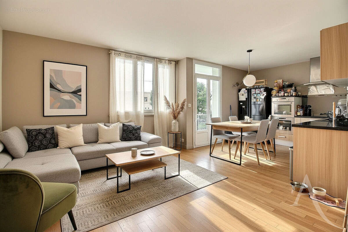 Appartement à L'HAY-LES-ROSES