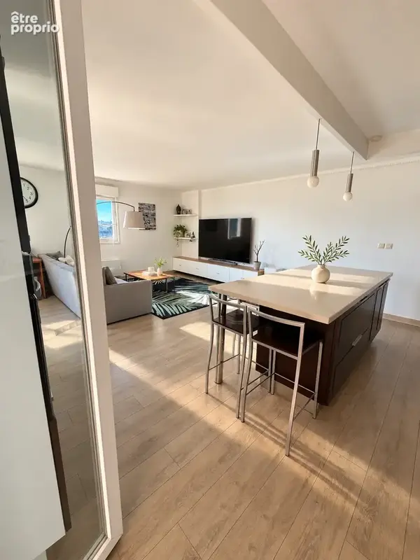 NICE   Appartement avec PISCINE PRIVÉE et extérieur exclusif de 4 pieces en rez de jardin à SAINT-PIERRE-DE-FÉ - photo 6