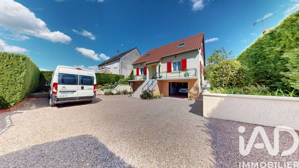 Photo 1 - Maison à AUXERRE